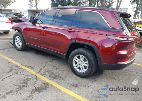2023 Jeep Grand Cherokee Laredo 4X4 из США, поврежденный, VIN 1C4RJHAG6PC669445
